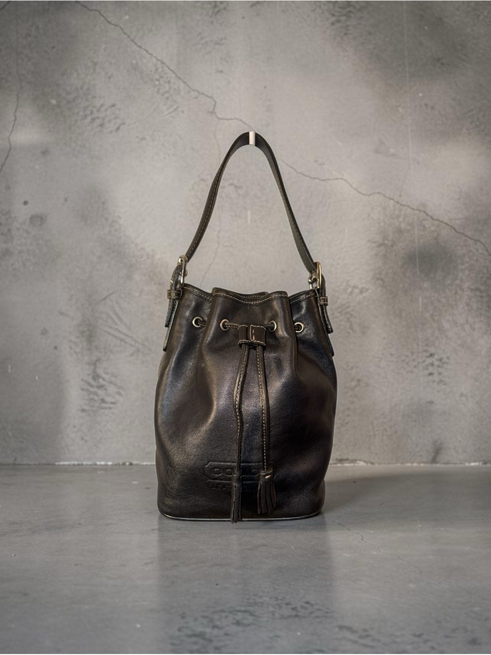 Coach Legacy Black Leather Drawstring Bucket Shoulder Bag Purse